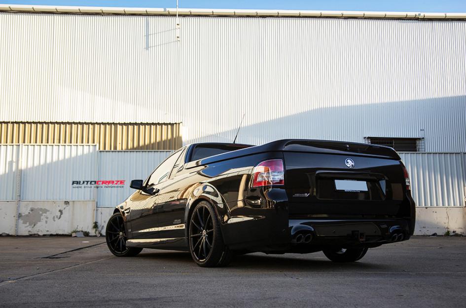 HOLDEN-COMMODORE-CONCAVE-MATTE-BLACK